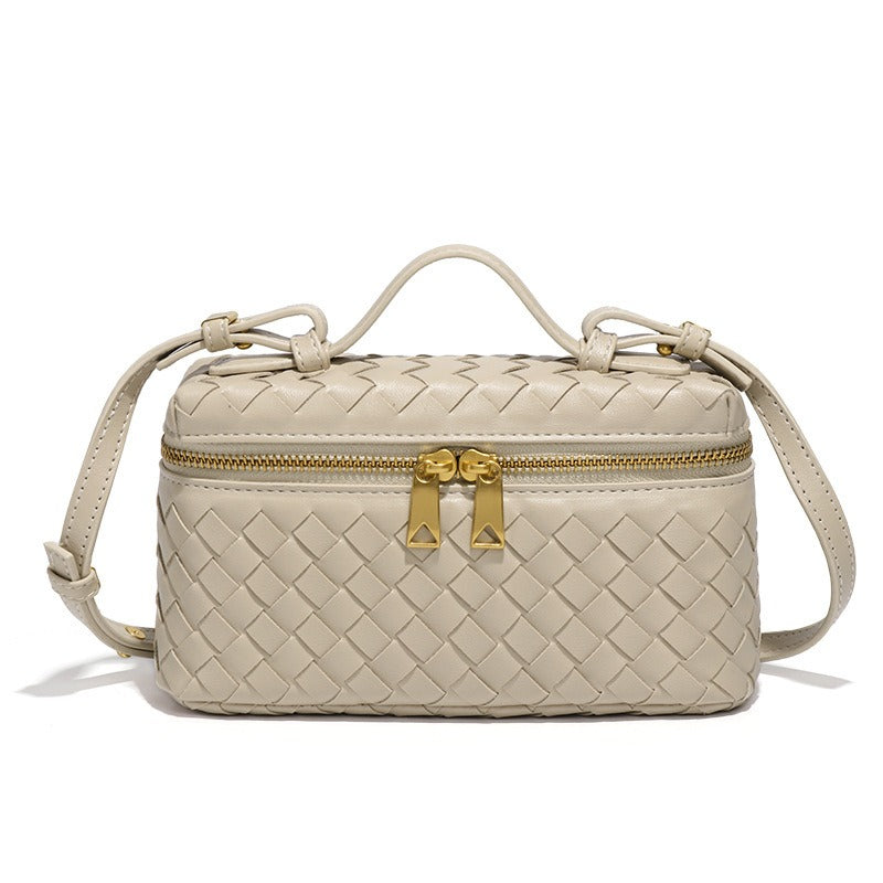 BV Intrecciato Bang Bang Bag