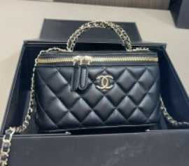 Vanity with Chain *High Quality*