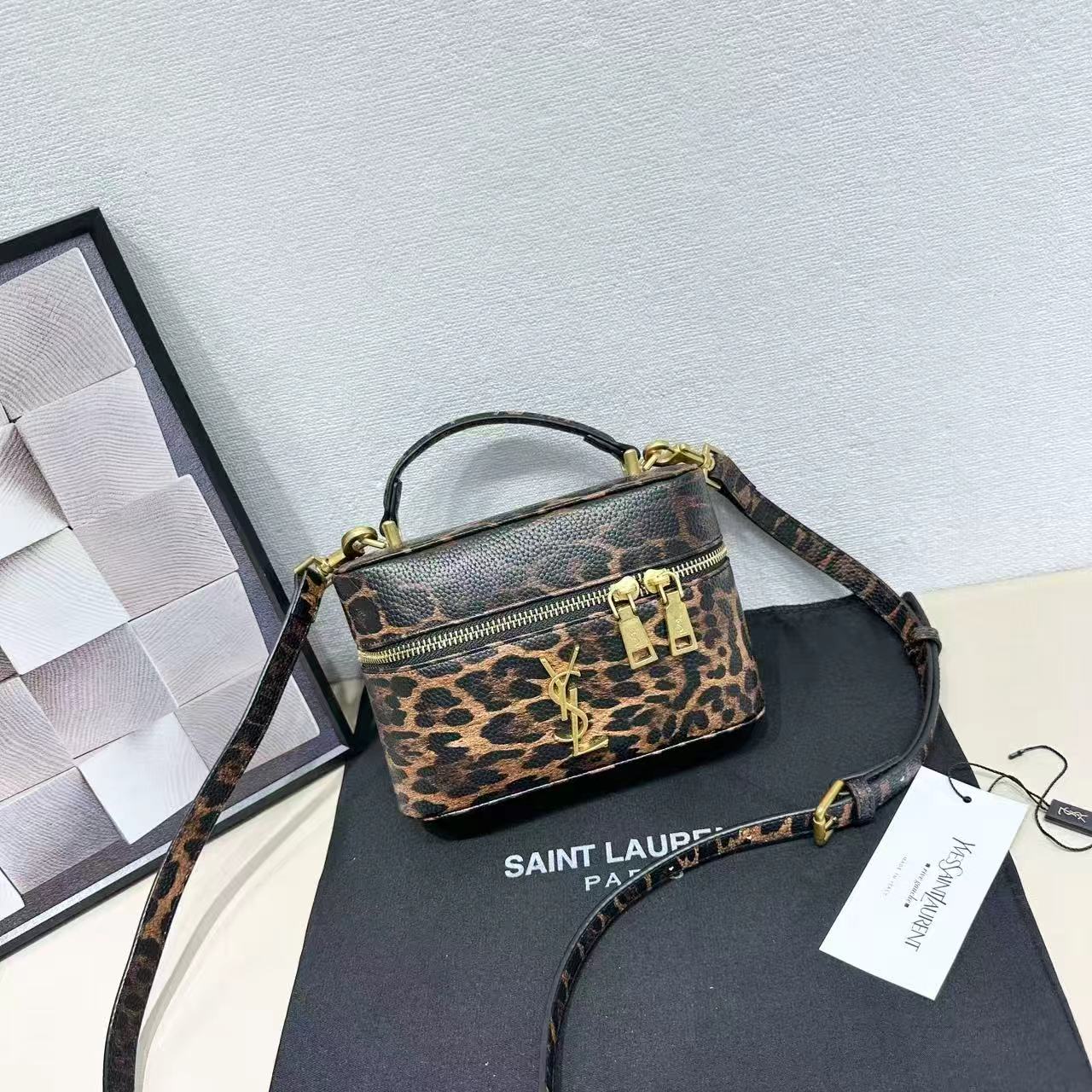 Gaby Medium Vanity Bag With Box