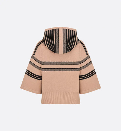 CDAlps Three-Quarter Sleeve Hooded Sweater